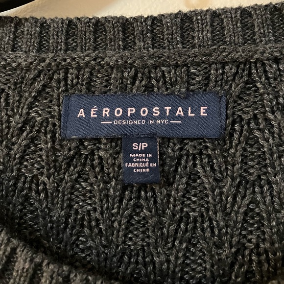 3/$25 - Gray Aeropostale sweater - Picture 2 of 3